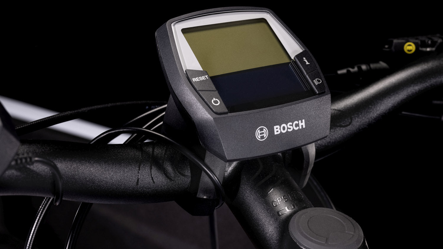 Cube Cargo Hybrid 500 flashwhite´n´black