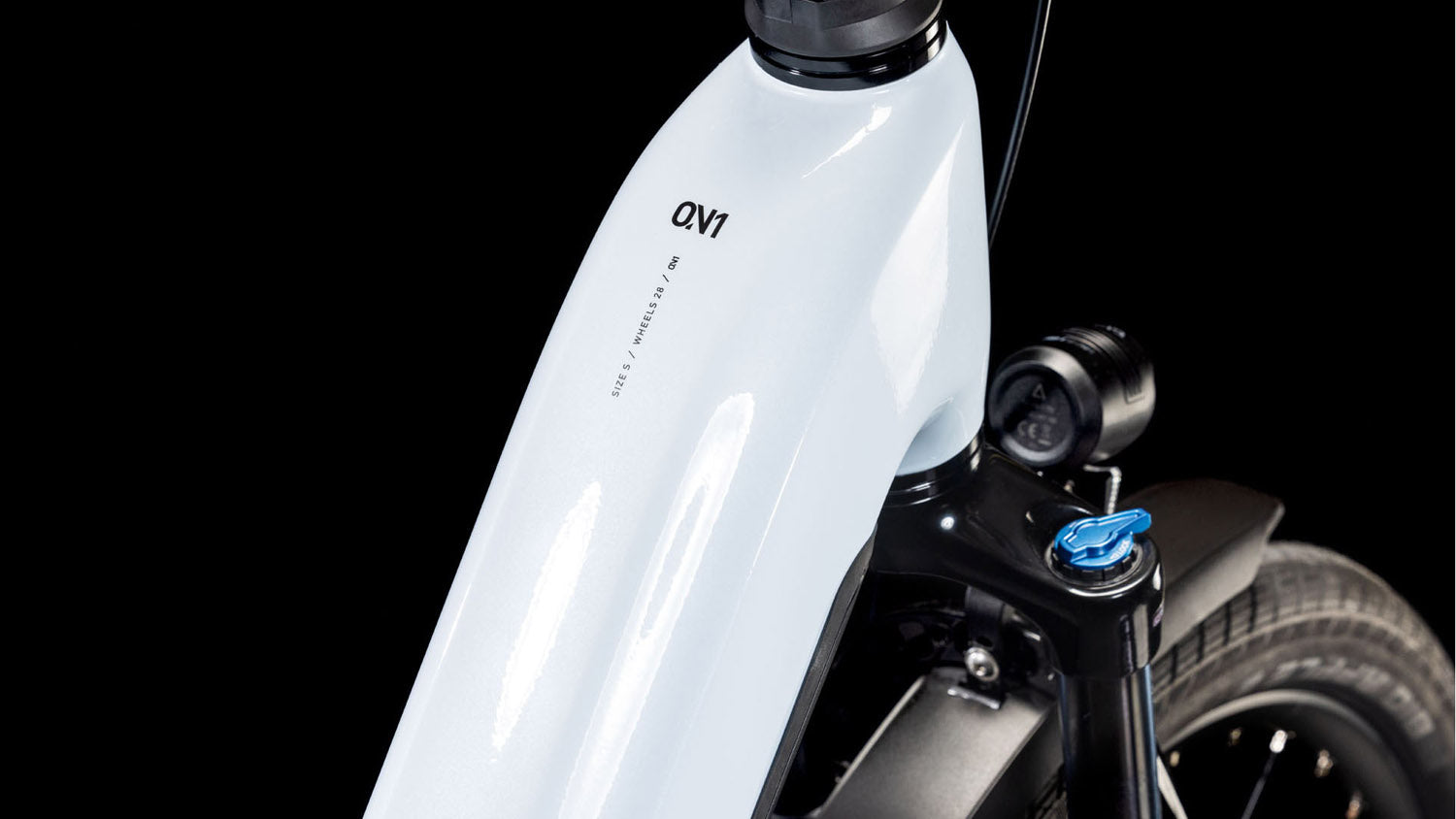 Cube Kathmandu Hybrid ONE 600 Easy Entry polarwhite´n´black