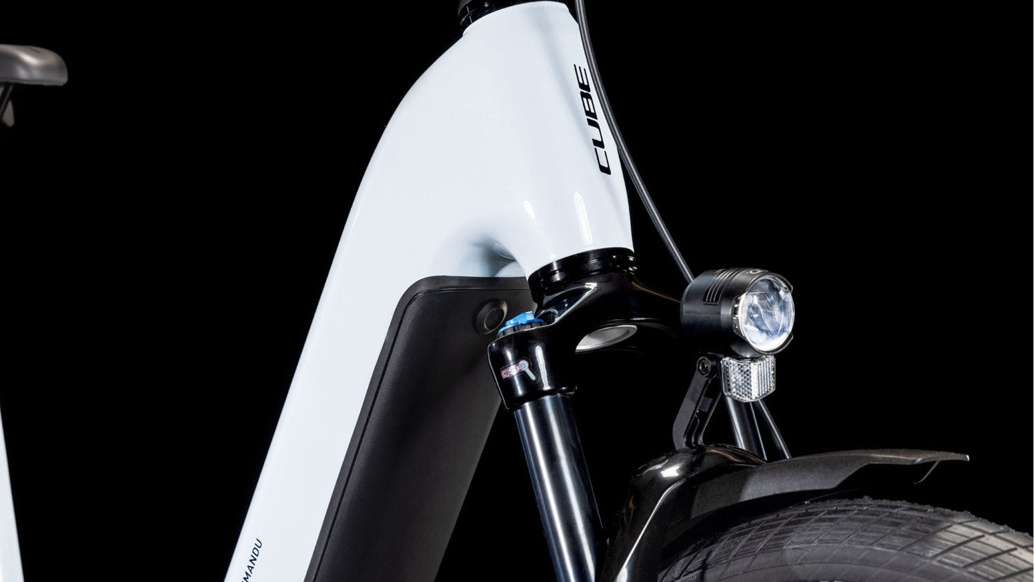 Cube Kathmandu Hybrid ONE 600 Easy Entry polarwhite´n´black