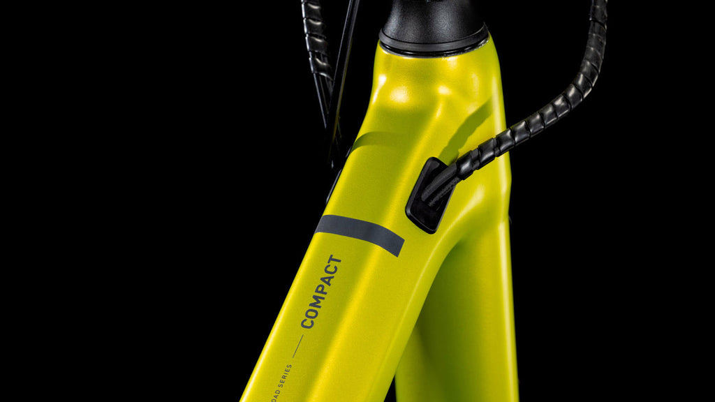 Cube Compact Hybrid 500 lizard´n´reflex