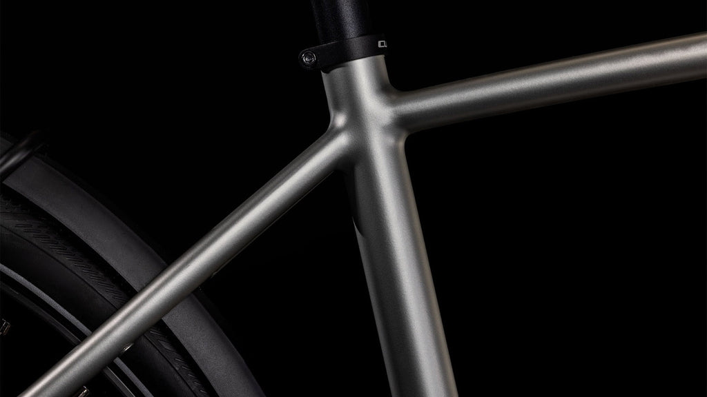 Cube Editor Hybrid SLX FE 400X Urban E-Bike 58 cm mit Bosch SX Motor 400Wh Akku und Shimano 8-Gang Nabenschaltung sleekgrey n spectral