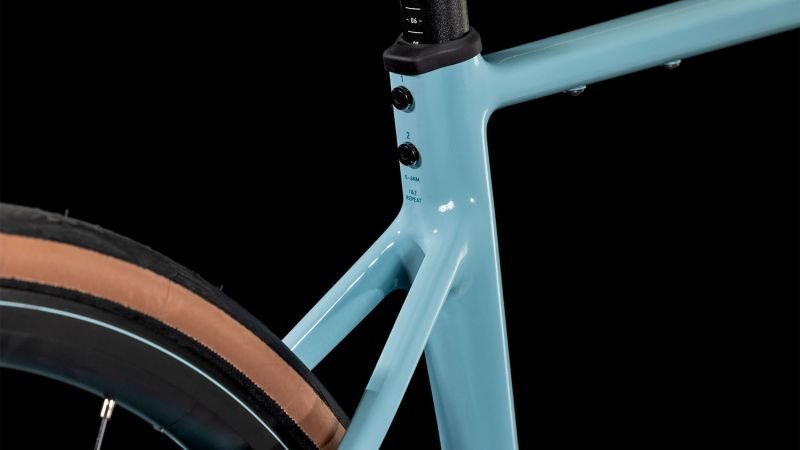 Cube Attain Race tealgrey´n´ice