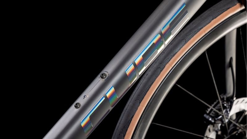 Cube Attain C:62 SLT carbon´n´rainbow
