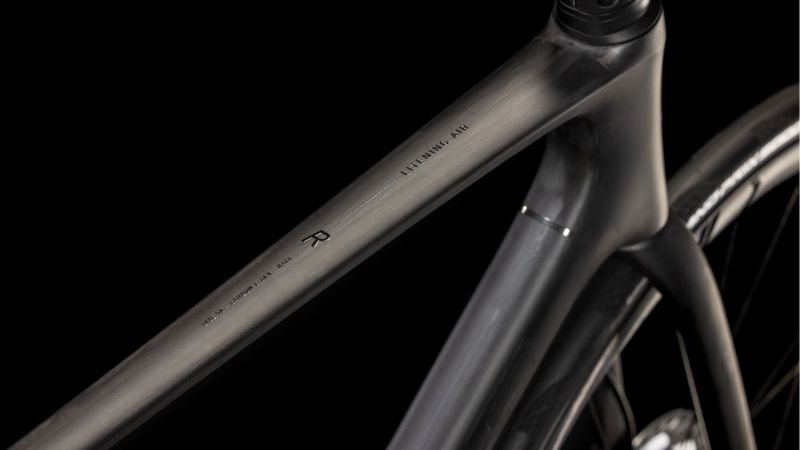 Cube Litening AIR C:68X Race blackline